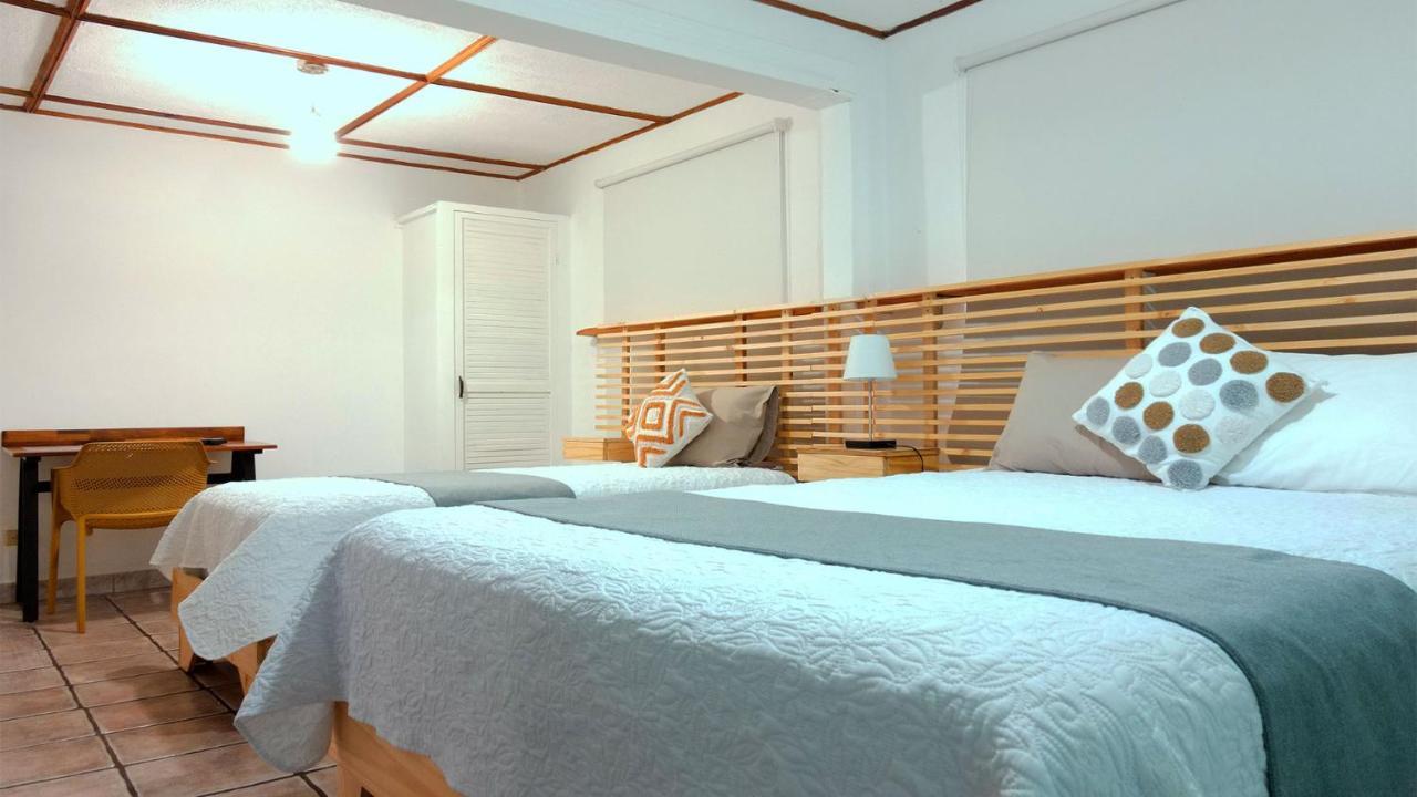 Trebol Amarillo Bed & Breakfast Escazú Екстериор снимка